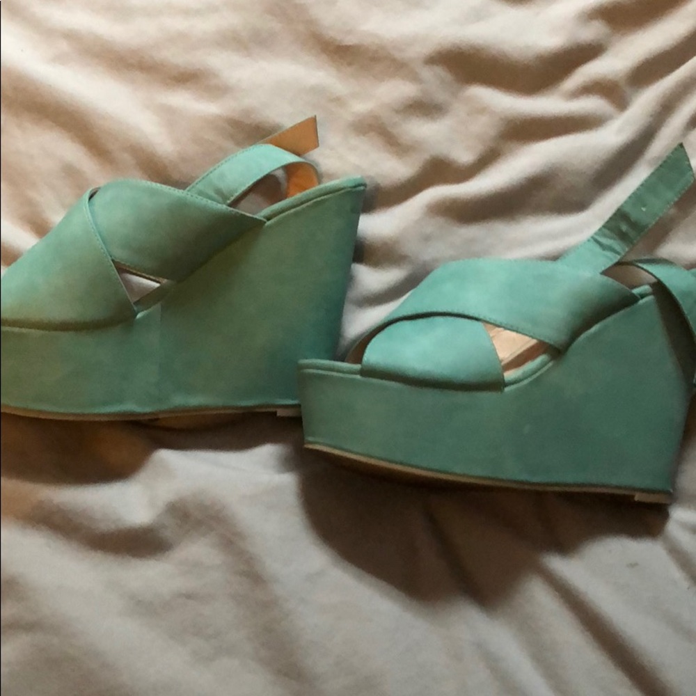 Wedges - Picture 3 of 6